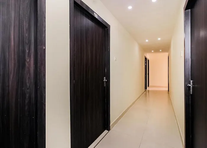Hotel Oyo 786 Shree Guru Annex 3*