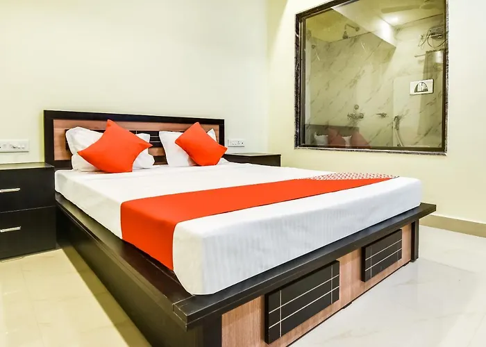 Hotel Oyo 786 Shree Guru Annex 3*